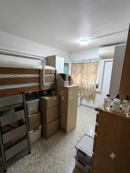 72 Geylang Bahru, 72 Geylang Bahru, 2 Bedrooms, 635 sqft, HDB Flat For Sale, by Bingchang Huang, 500172285 - Bedroom - PropertyGuru.com.sg