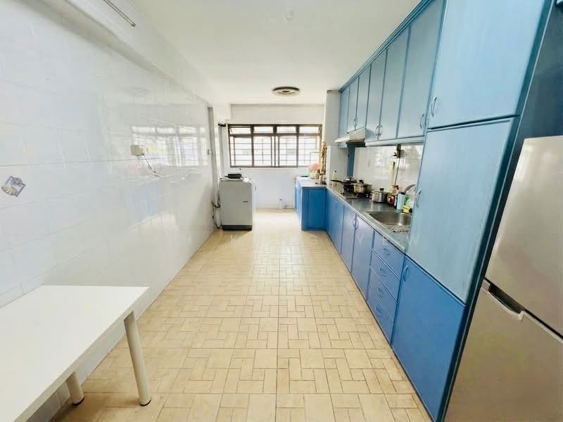 304 Clementi Avenue 4, 304 Clementi Avenue 4, 2 Bedrooms, 721 sqft, HDB Flat For Sale, by Goh Keng Yew, 500172294 - PropertyGuru.com.sg