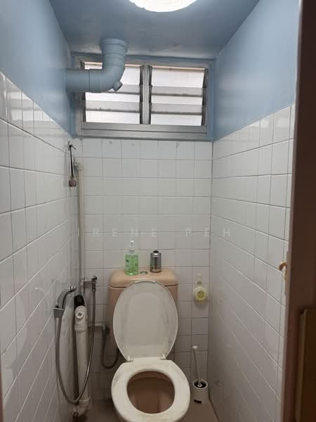 66 Marine Drive, 66 Marine Drive, 2 Bedrooms, 700 sqft, HDB Flat For Sale, by Irene Peh, 500172297 - Bathroom - PropertyGuru.com.sg