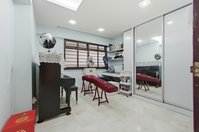 167 Hougang Avenue 1, 167 Hougang Avenue 1, 3 Bedrooms, 1,323 sqft, HDB Flat For Sale, by Jaren Lee, 500172303 - PropertyGuru.com.sg