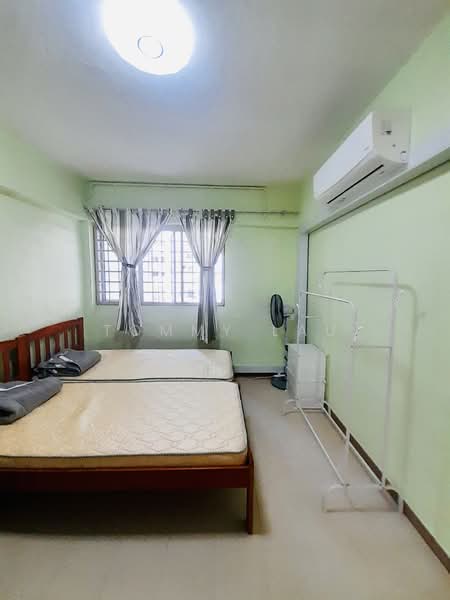 250 Tampines Street 21, 250 Tampines Street 21, Room Rental, 150 sqft, HDB Flat For Rent, by Tommy Lau, 500172311 - Bedroom - PropertyGuru.com.sg
