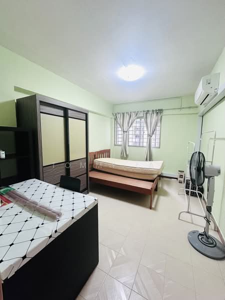250 Tampines Street 21, 250 Tampines Street 21, Room Rental, 150 sqft, HDB Flat For Rent, by Tommy Lau, 500172311 - Bedroom - PropertyGuru.com.sg