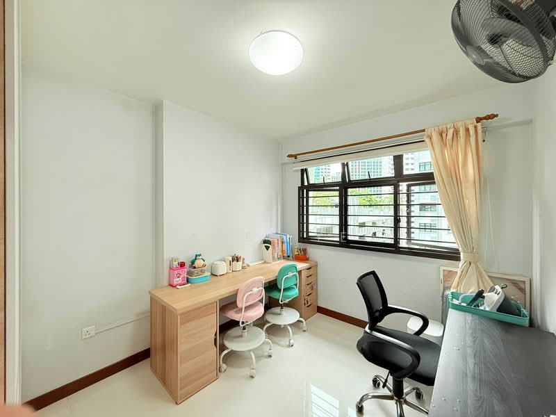 817C Keat Hong Link, 817C Keat Hong Link, 3 Bedrooms, 990 sqft, HDB Flat For Sale, by James Yeo, 500172315 - Study - PropertyGuru.com.sg