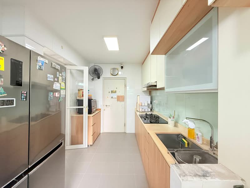 817C Keat Hong Link, 817C Keat Hong Link, 3 Bedrooms, 990 sqft, HDB Flat For Sale, by James Yeo, 500172315 - Kitchen - PropertyGuru.com.sg