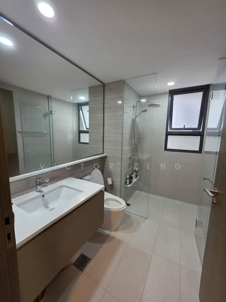 Bellewaters, 11 Anchorvale Crescent, 4 Bedrooms, 1,270 sqft, Executive Condominium For Sale, by Victor Zeng, 500172323 - Bathroom - PropertyGuru.com.sg