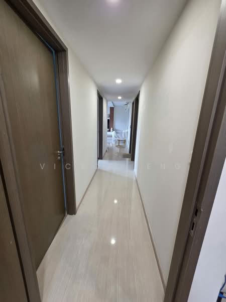 Bellewaters, 11 Anchorvale Crescent, 4 Bedrooms, 1,270 sqft, Executive Condominium For Sale, by Victor Zeng, 500172323 - Corridor - PropertyGuru.com.sg