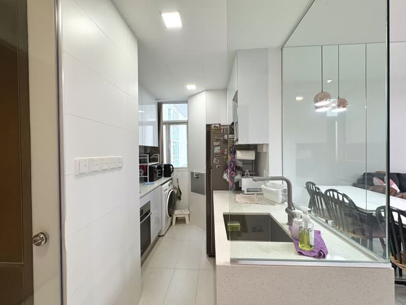 The Cascadia, 939 Bukit Timah Road, 1 Bedroom, 581 sqft, Condominium For Sale, by Irene Tan, 500172336 - Kitchen - PropertyGuru.com.sg