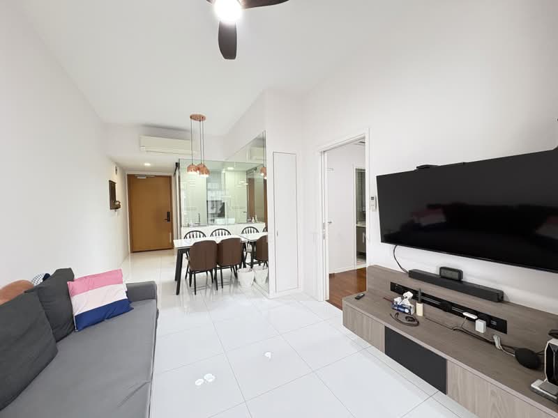 The Cascadia, 939 Bukit Timah Road, 1 Bedroom, 581 sqft, Condominium For Sale, by Irene Tan, 500172336 - Living Room - PropertyGuru.com.sg