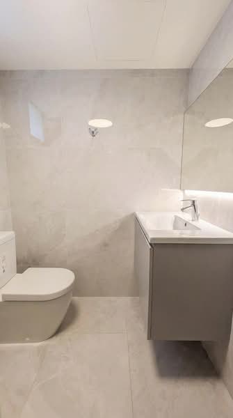 The Meyer Place, 6 Meyer Place, 3 Bedrooms, 1,367 sqft, Condominium For Rent, by Avril Bin, 500172340 - Bathroom - PropertyGuru.com.sg