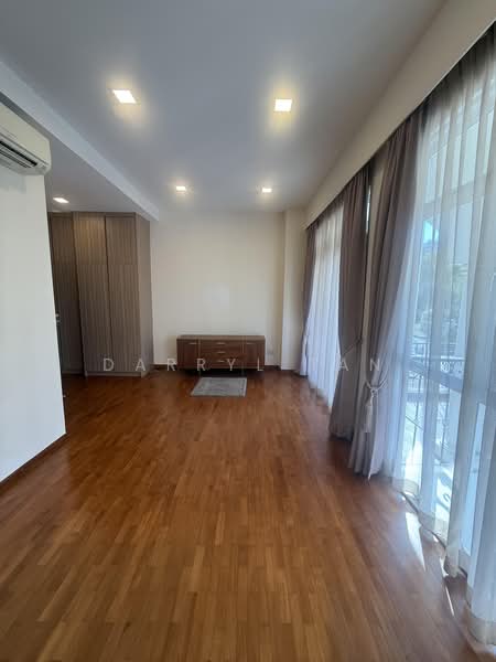 Elias Terrace, Elias Terrace, 5 Bedrooms, 2,440 sqft, Terraced House For Rent, by Darryl Tan, 500172342 - Living Room - PropertyGuru.com.sg