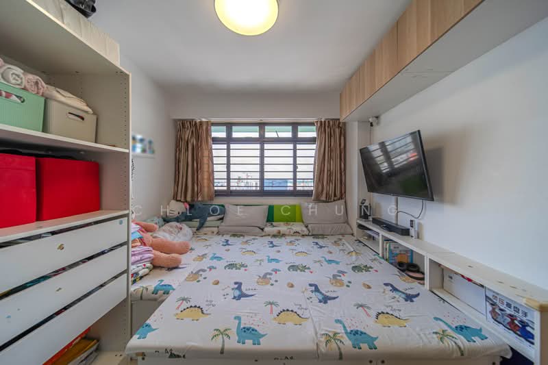 180B Marsiling Road, 180B Marsiling Road, 2 Bedrooms, 753 sqft, HDB Flat For Sale, by Chloe Chung, 500172343 - Bedroom - PropertyGuru.com.sg