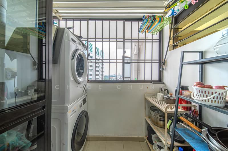180B Marsiling Road, 180B Marsiling Road, 2 Bedrooms, 753 sqft, HDB Flat For Sale, by Chloe Chung, 500172343 - Balcony - PropertyGuru.com.sg