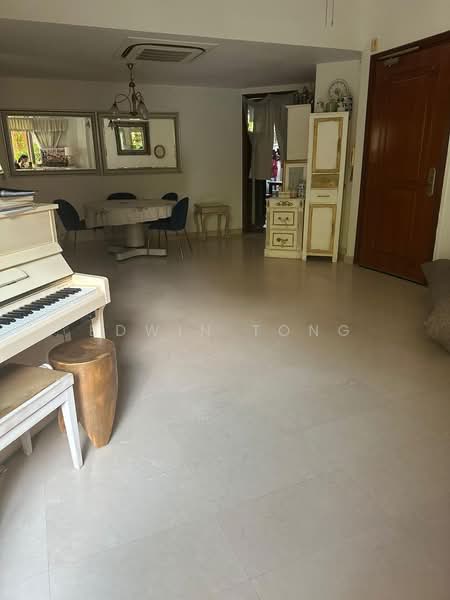 The Blossomvale, 900 Dunearn Road, Room Rental, 200 sqft, Condominium For Rent, by Edwin Tong, 500172345 - Living Room - PropertyGuru.com.sg