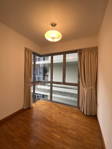3 Bedder Condo 1.7x mil Undervalued, , 3 Bedrooms, 1,173 sqft, Condominium For Sale, by Nicholas Ong, 500172357 - Interior - PropertyGuru.com.sg