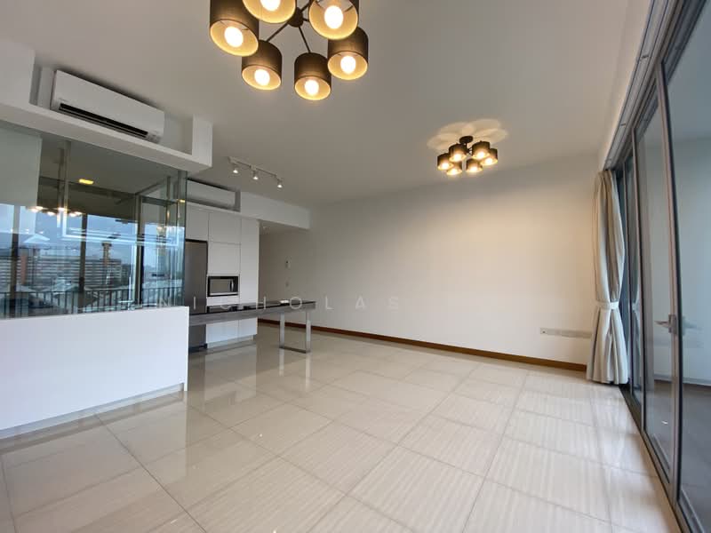 3 Bedder Condo 1.7x mil Undervalued, , 3 Bedrooms, 1,173 sqft, Condominium For Sale, by Nicholas Ong, 500172357 - Living Room - PropertyGuru.com.sg