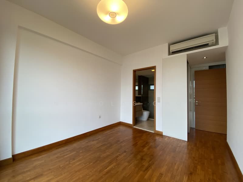 3 Bedder Condo 1.7x mil Undervalued, , 3 Bedrooms, 1,173 sqft, Condominium For Sale, by Nicholas Ong, 500172357 - Interior - PropertyGuru.com.sg