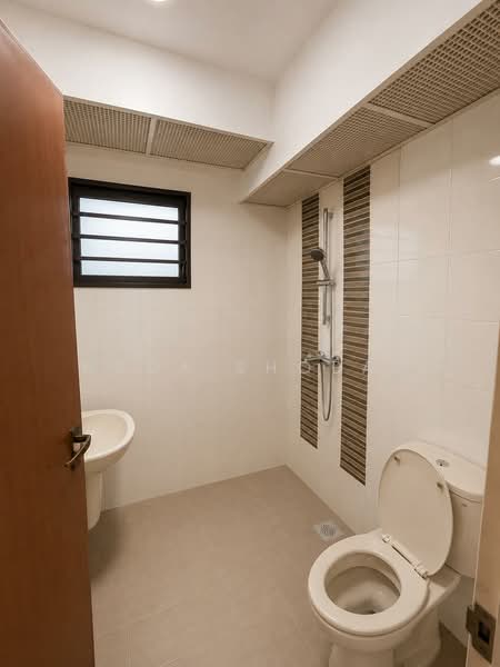180B Marsiling Road, 180B Marsiling Road, 2 Bedrooms, 753 sqft, HDB Flat For Sale, by Nada Shobah, 500172366 - Bathroom - PropertyGuru.com.sg