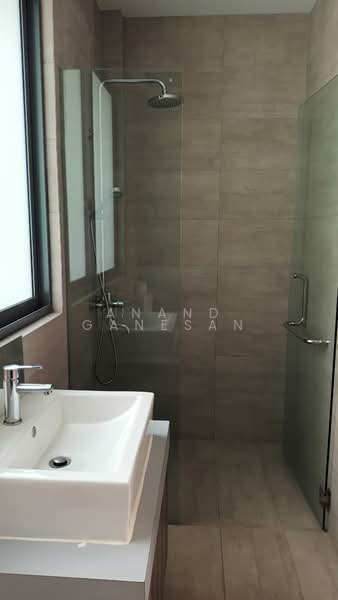 Luxury Semi-Detached Home | 5BR 6BA | 400m to MRT | Springleaf Estate, Springleaf road, 5 Bedrooms, 4,664 sqft, Semi-Detached House For Rent, by Anand Ganesan, 500172367 - Bathroom - PropertyGuru.com.sg