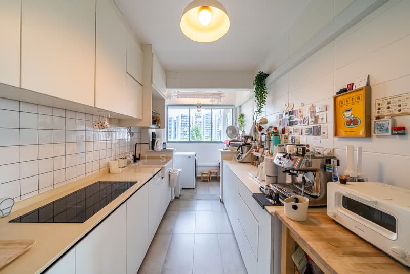 477B Upper Serangoon View, 477B Upper Serangoon View, 3 Bedrooms, 1,023 sqft, HDB Flat For Sale, by Christina Tan, 500172374 - Kitchen - PropertyGuru.com.sg