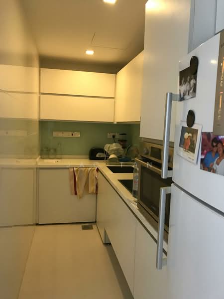Estilo, 71 Wilkie Road, 1 Bedroom, 517 sqft, Apartment For Rent, by Jac Tan, 500172377 - Kitchen - PropertyGuru.com.sg