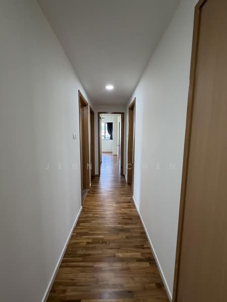 Kerrisdale, 30 Sturdee Road, 3 Bedrooms, 1,259 sqft, Condominium For Rent, by Jenny Chen, 500172379 - Corridor - PropertyGuru.com.sg