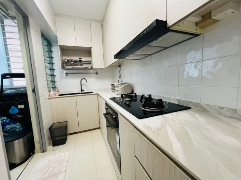 515B Tampines Central 7, 515B Tampines Central 7, 3 Bedrooms, 1,152 sqft, HDB Flat For Sale, by Jayven Ang, 500172381 - Kitchen - PropertyGuru.com.sg