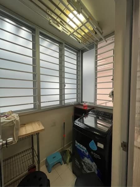 515B Tampines Central 7, 515B Tampines Central 7, 3 Bedrooms, 1,152 sqft, HDB Flat For Sale, by Jayven Ang, 500172381 - Utility Yard - PropertyGuru.com.sg
