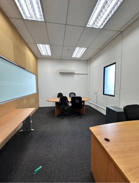 Tradehub 21, , 291 sqft, Light Industrial (B1) For Rent, by Ssharon Loh, 500172388 - CommercialGuru.com.sg