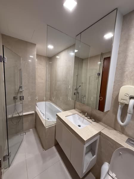 d'Leedon (Former Farrer Court), 5 Leedon Heights, 3 Bedrooms, 1,464 sqft, Condominium For Sale, by Steven Teo, 500172391 - Bathroom - PropertyGuru.com.sg