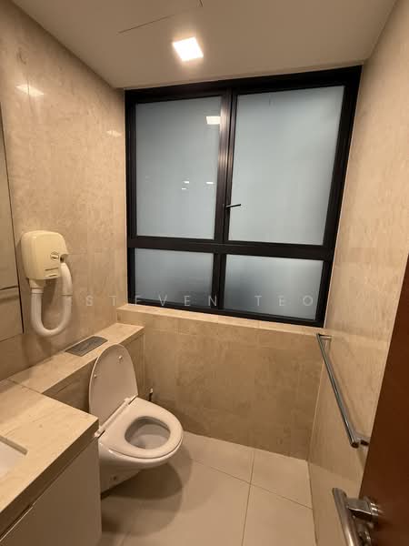 d'Leedon (Former Farrer Court), 5 Leedon Heights, 3 Bedrooms, 1,464 sqft, Condominium For Sale, by Steven Teo, 500172391 - Bathroom - PropertyGuru.com.sg
