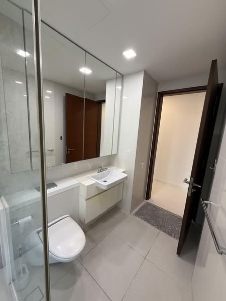 d'Leedon (Former Farrer Court), 5 Leedon Heights, 3 Bedrooms, 1,464 sqft, Condominium For Sale, by Steven Teo, 500172391 - Bathroom - PropertyGuru.com.sg