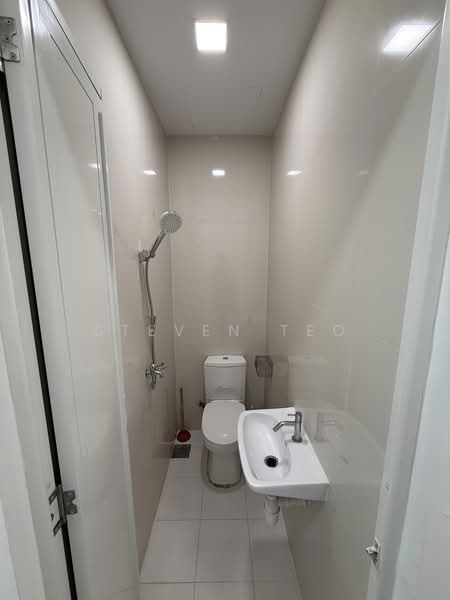 d'Leedon (Former Farrer Court), 5 Leedon Heights, 3 Bedrooms, 1,464 sqft, Condominium For Sale, by Steven Teo, 500172391 - Bathroom - PropertyGuru.com.sg