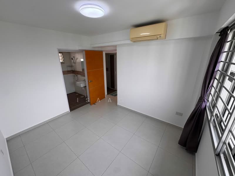 430B Fernvale Link, 430B Fernvale Link, Room Rental, 200 sqft, HDB Flat For Rent, by Isaac Li, 500172392 - Master bedroom - PropertyGuru.com.sg