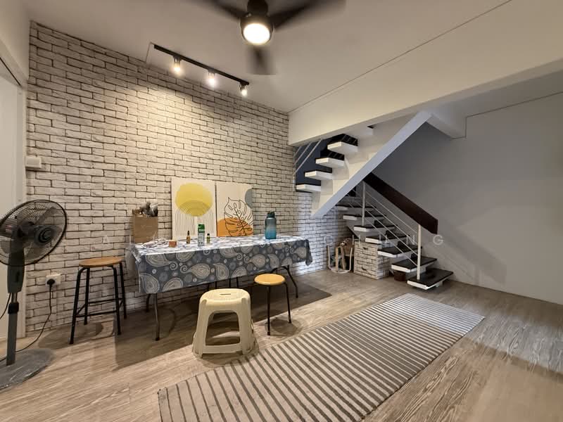 Pine Grove, 1N Pine Grove, 3 Bedrooms, 1,668 sqft, Condominium For Sale, by Alliston Chung, 500172397 - Living Room - PropertyGuru.com.sg