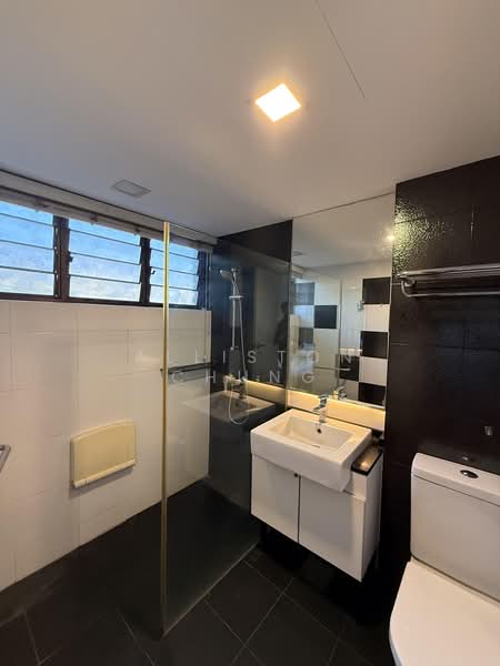 Pine Grove, 1N Pine Grove, 3 Bedrooms, 1,668 sqft, Condominium For Sale, by Alliston Chung, 500172397 - Bathroom - PropertyGuru.com.sg