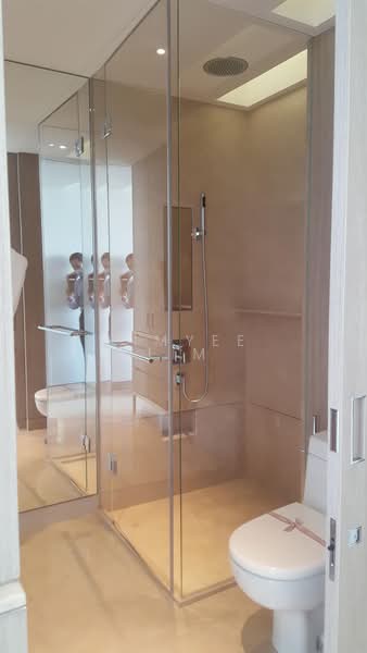 Ardmore Residence, 7 Ardmore Park, 4 Bedrooms, 3,186 sqft, Condominium For Rent, by Kimyee Lim, 500172403 - Master Bathroom enclose shower  - PropertyGuru.com.sg