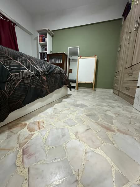 463 Crawford Lane, 463 Crawford Lane, 2 Bedrooms, 646 sqft, HDB Flat For Sale, by Mani Subramanian Veeramani, 500172412 - Bedroom - PropertyGuru.com.sg