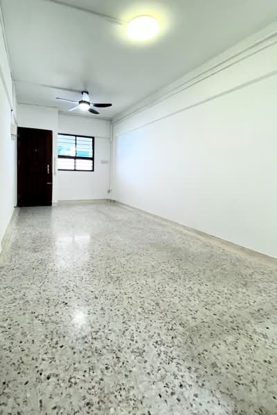 214 Bedok North Street 1, 214 Bedok North Street 1, 2 Bedrooms, 732 sqft, HDB Flat For Sale, by Joe Tng, 500172416 - PropertyGuru.com.sg