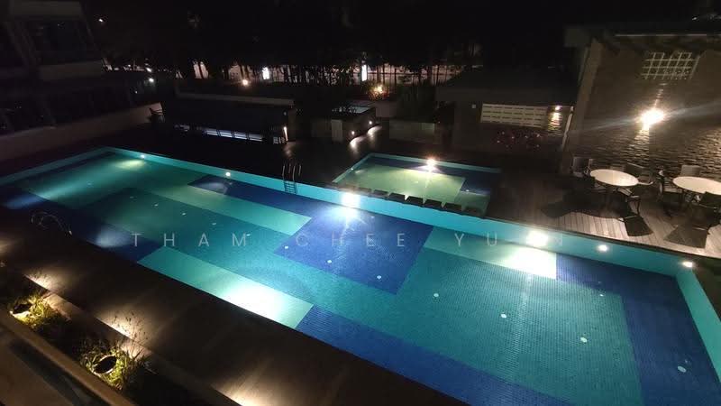 Bleu @ East Coast, 562 Upper East Coast Road, Bedok / Upper East Coast, 1 Bedroom, 1,012 sqft, Condominium For Sale, by Tham Chee Yuen, 500172422 - Pool - PropertyGuru.com.sg