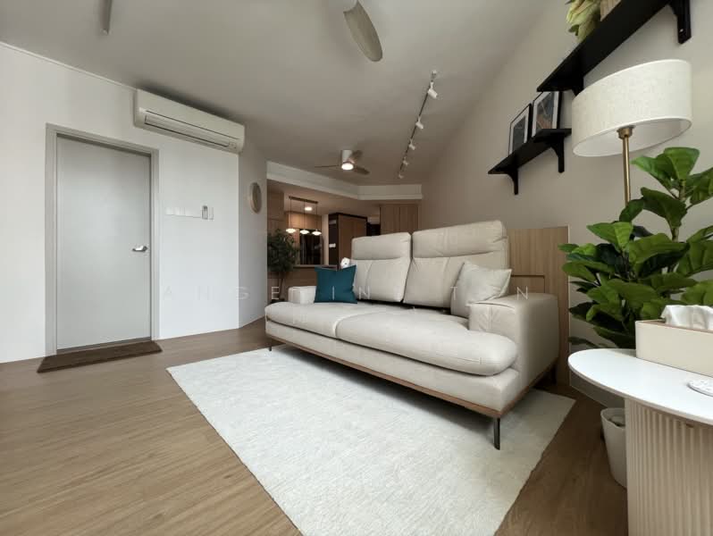 Maysprings, 6 Petir Road, 2 Bedrooms, 904 sqft, Apartment For Sale, by Angeline Tan (陈慧恩), 500172441 - Living Room - PropertyGuru.com.sg