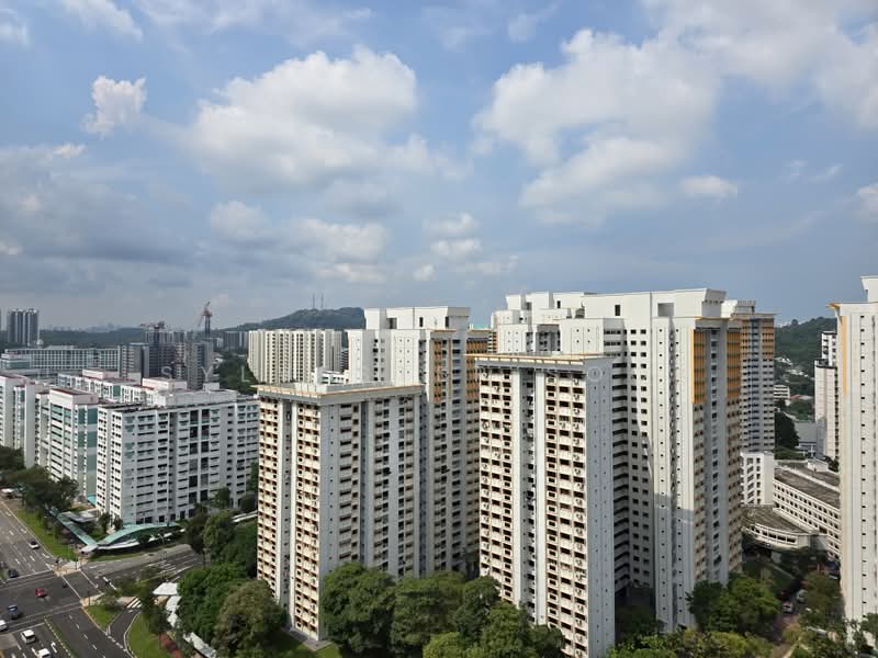 180 Lompang Road, 180 Lompang Road, 3 Bedrooms, 1,400 sqft, HDB Flat For Sale, by Sylvester Soon, 500172445 - Exterior - PropertyGuru.com.sg