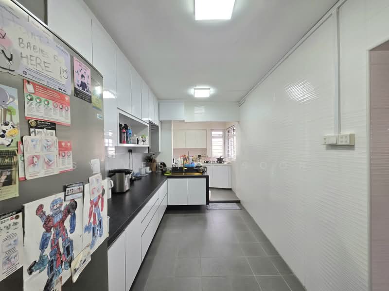 180 Lompang Road, 180 Lompang Road, 3 Bedrooms, 1,400 sqft, HDB Flat For Sale, by Sylvester Soon, 500172445 - Kitchen - PropertyGuru.com.sg