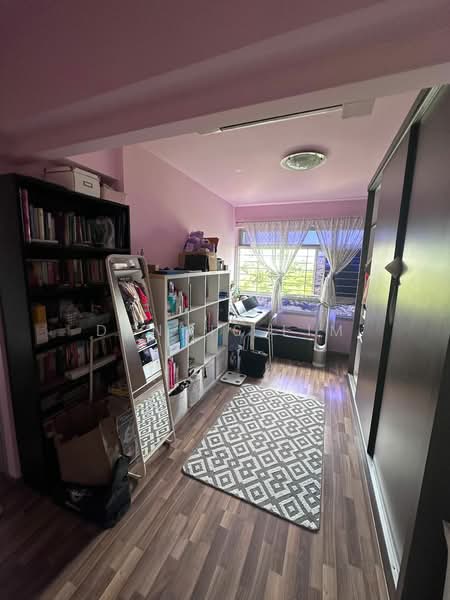 127D Kim Tian Road, 127D Kim Tian Road, 3 Bedrooms, 947 sqft, HDB Flat For Sale, by Dennis Lim, 500172464 - Bedroom - PropertyGuru.com.sg