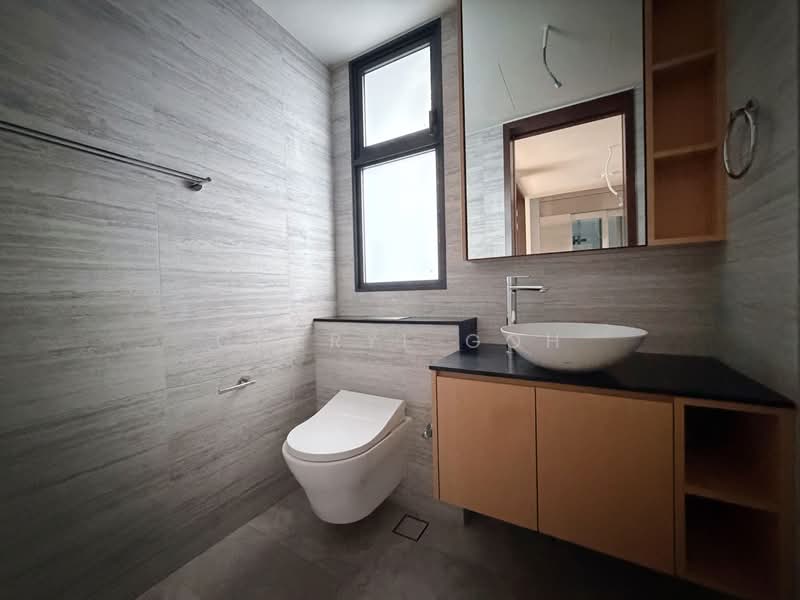 Belgravia Ace, 100 Belgravia Drive, 5 Bedrooms, 4,058 sqft, Semi-Detached House For Sale, by Cheryl Goh, 500172470 - Bathroom - PropertyGuru.com.sg
