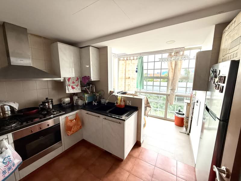 Modena, 37 Simei Street 4, 2 Bedrooms, 969 sqft, Condominium For Sale, by Clinton Lim, 500172473 - Kitchen - PropertyGuru.com.sg