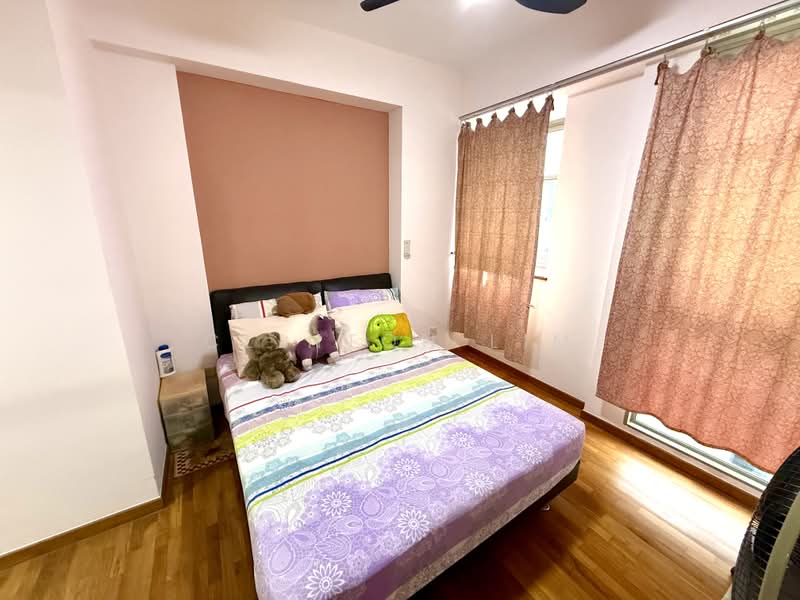 Modena, 37 Simei Street 4, 2 Bedrooms, 969 sqft, Condominium For Sale, by Clinton Lim, 500172473 - Bedroom - PropertyGuru.com.sg