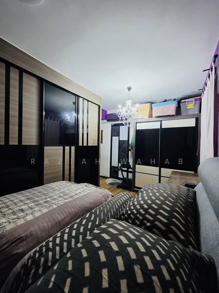 610A Tampines North Drive 1, 610A Tampines North Drive 1, 3 Bedrooms, 1,001 sqft, HDB Flat For Sale, by Raziah Wahab, 500172479 - Master Bedroom - PropertyGuru.com.sg