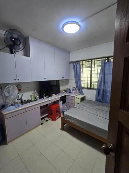 772 Yishun Avenue 3, 772 Yishun Avenue 3, 2 Bedrooms, 904 sqft, HDB Flat For Rent, by Eric Teo, 500172480 - Bedroom - PropertyGuru.com.sg