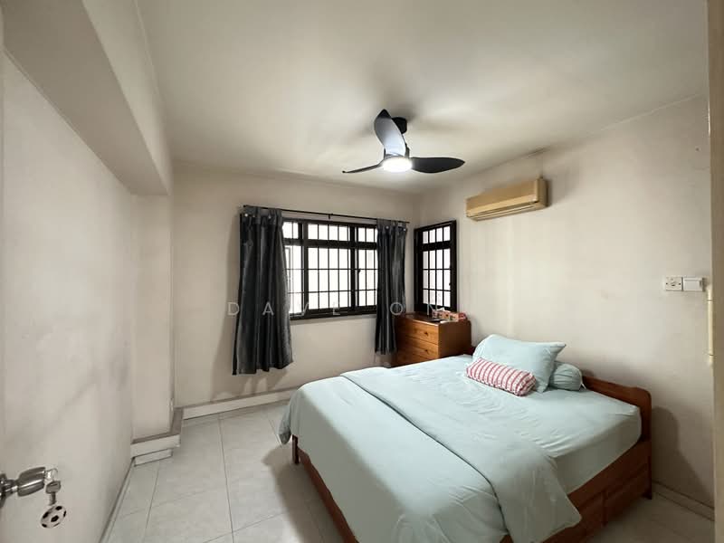 11 Cantonment Close, 11 Cantonment Close, 3 Bedrooms, 968 sqft, HDB Flat For Sale, by Dave Ong, 500172482 - Bedroom - PropertyGuru.com.sg