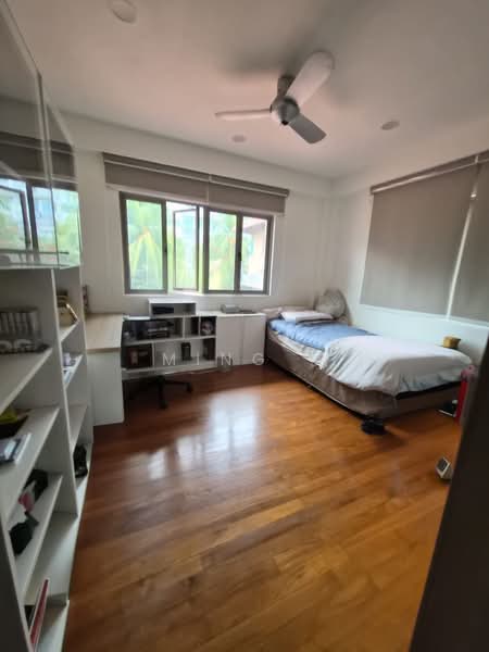 Dunbar! 1km Tao Nan!, Dunbar /Greenfield / Coldstream /Roseburn, 6 Bedrooms, 4,500 sqft, Semi-Detached House For Sale, by Ming !, 500172526 - Bedroom - PropertyGuru.com.sg